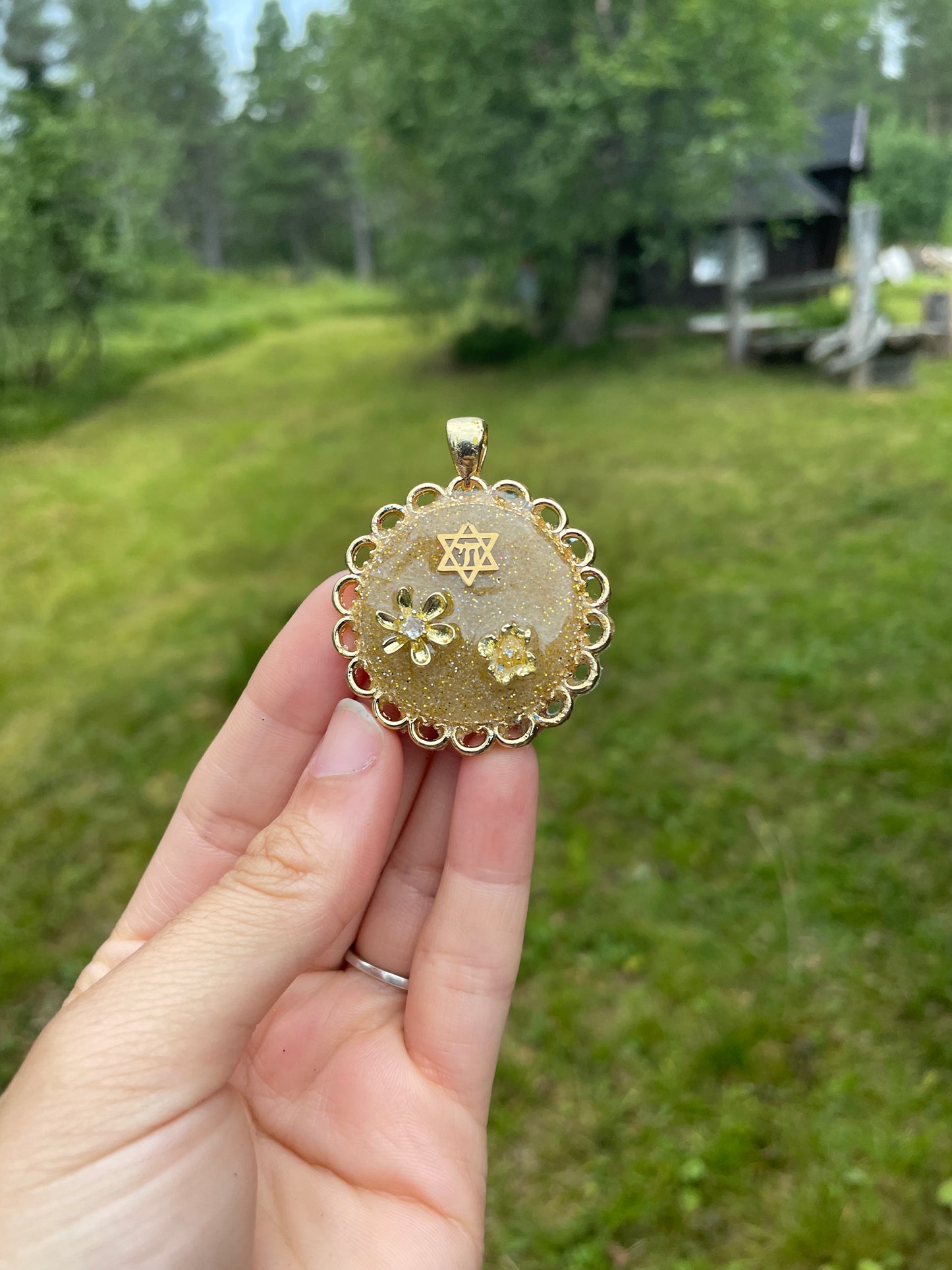 Anava: Gold plated Flowers and Magen David in Golden Silver Shine