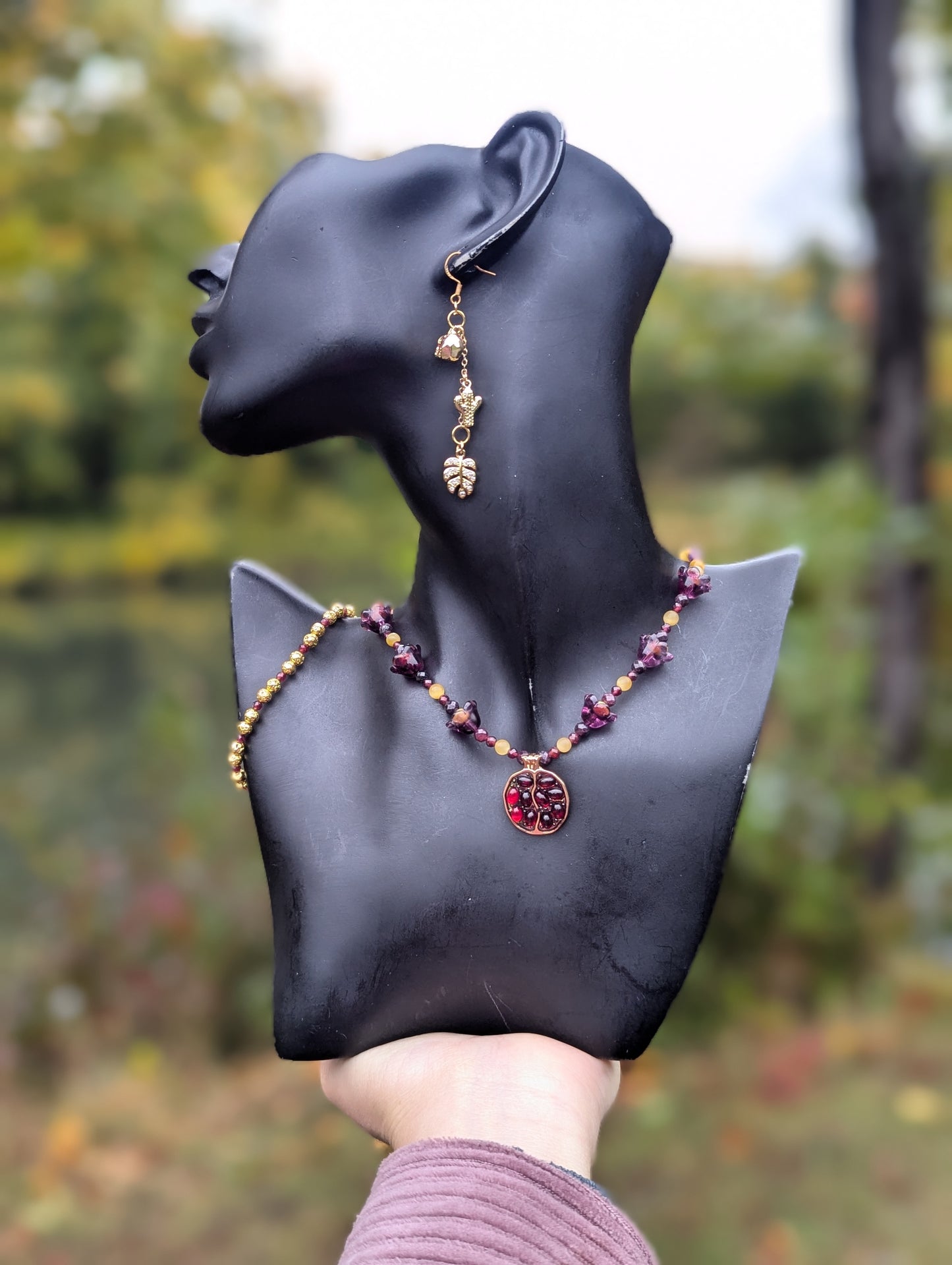 ISRAEL Pomegranate and Bellflowers Set with Garnet, Tiger's Eye and Garnet Gemstones