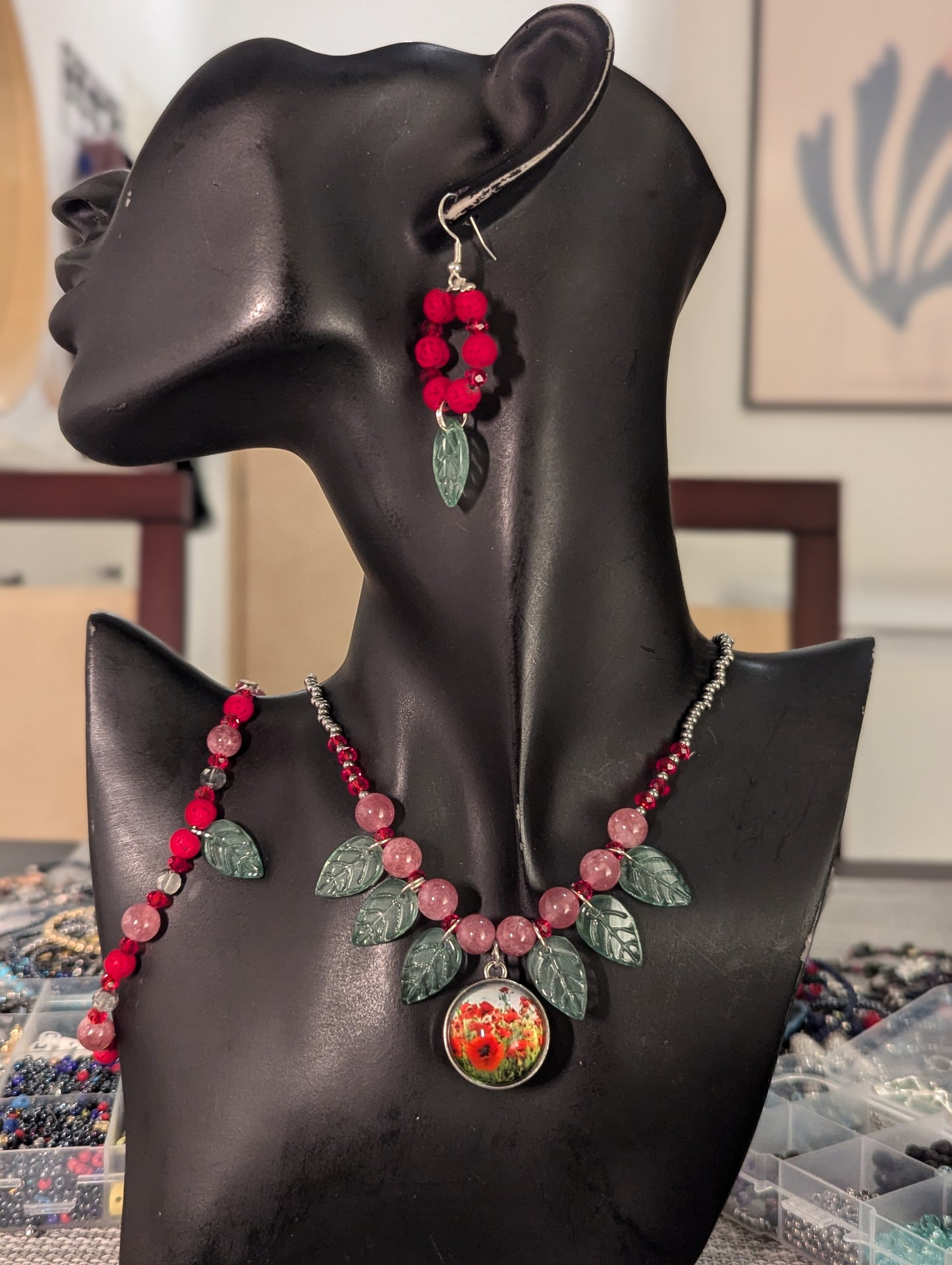 Red South Calanit Set