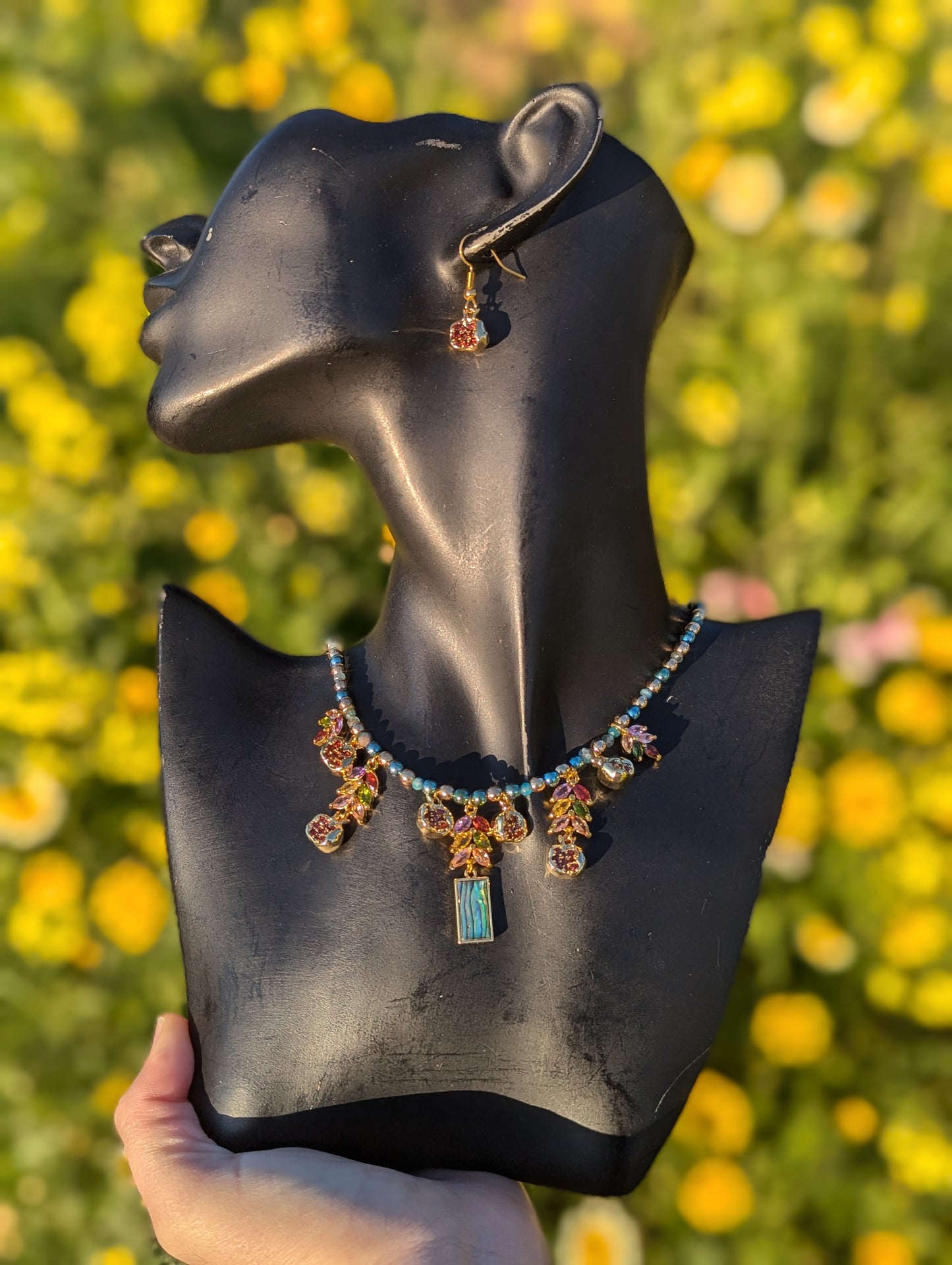 Colorful 7 Pomegranates, Apatite Gemstones and Abalone Shell Gold Set