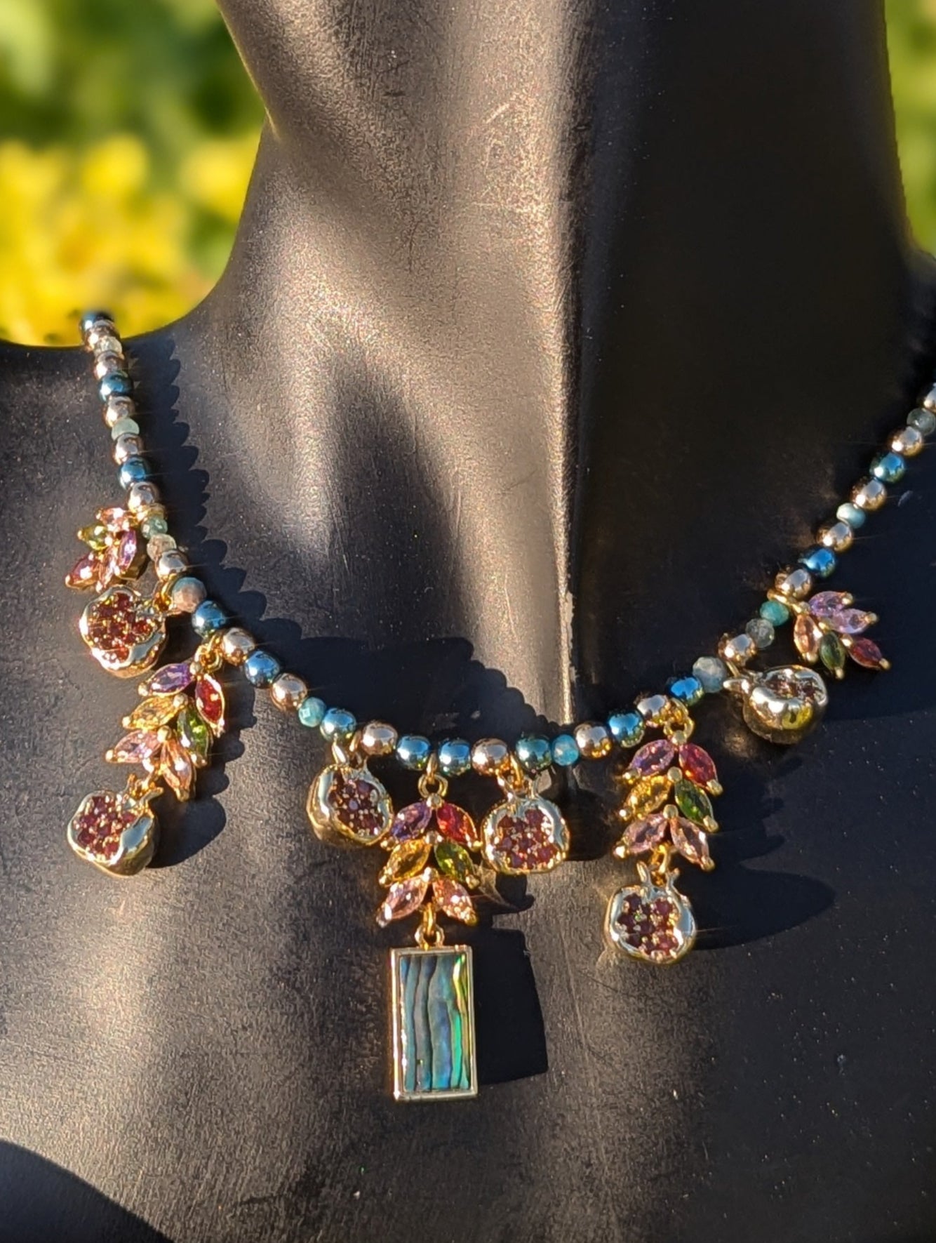 Colorful 7 Pomegranates, Apatite Gemstones and Abalone Shell Gold Set