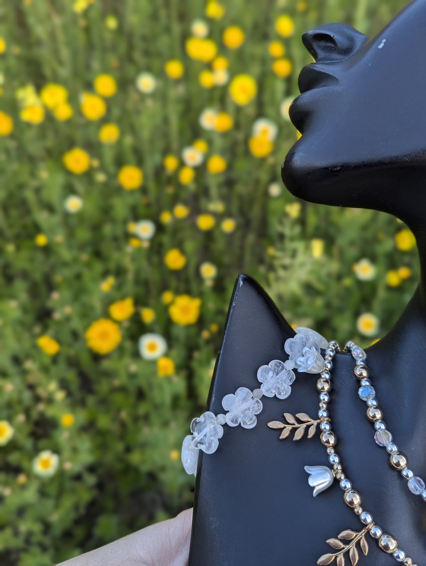 Two Tone Hamsa White Flowers Set
