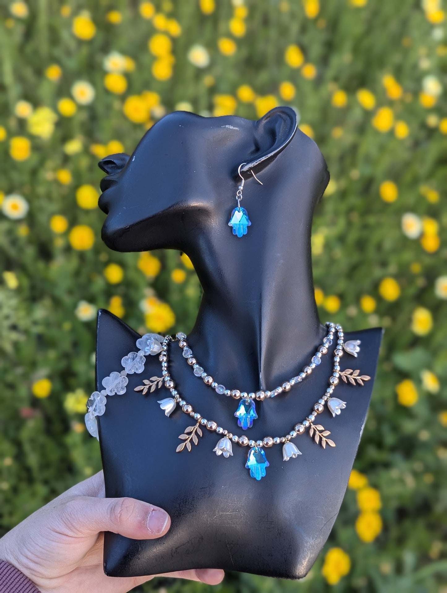 Two Tone Hamsa White Flowers Set