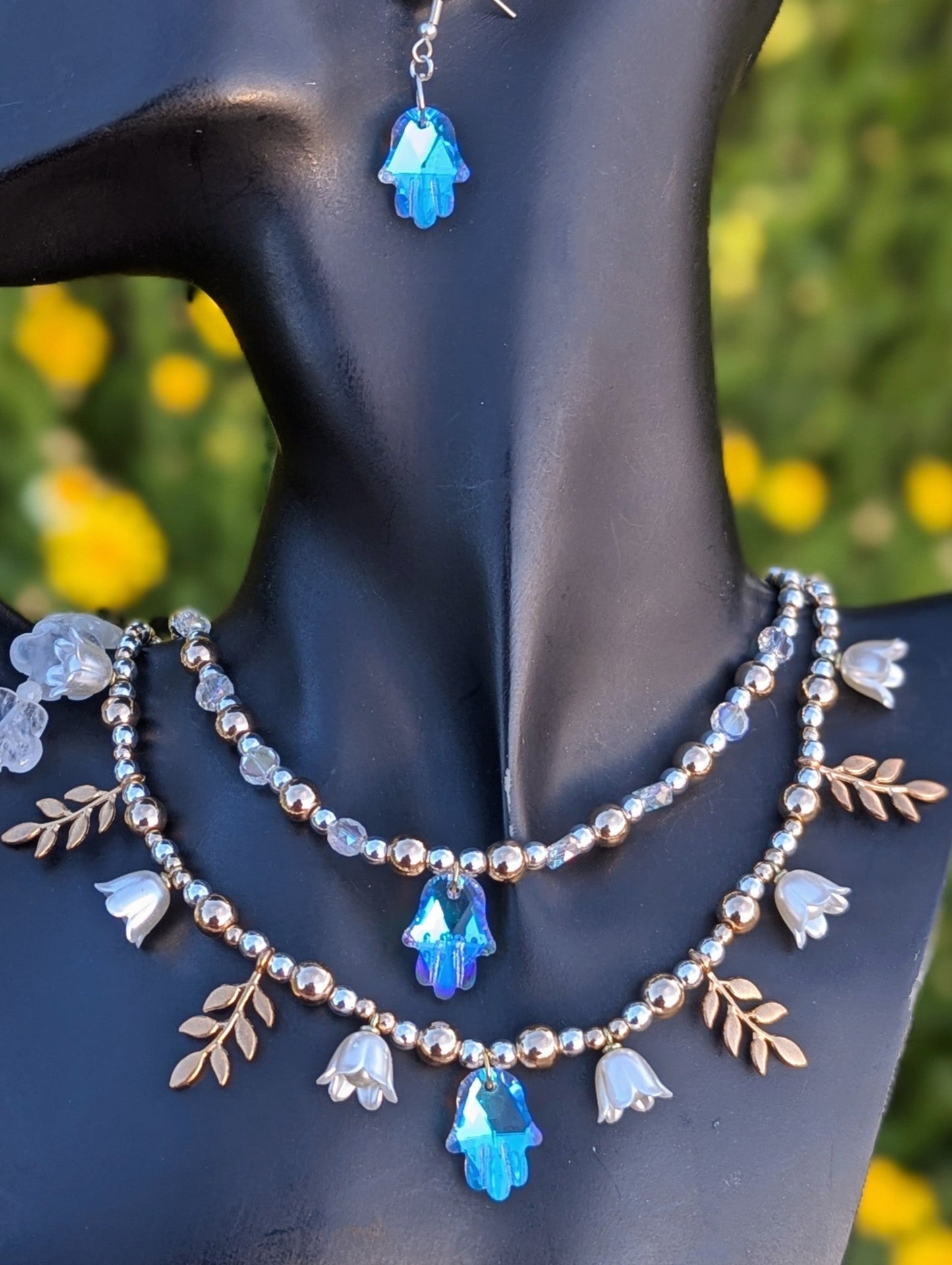 Two Tone Hamsa White Flowers Set