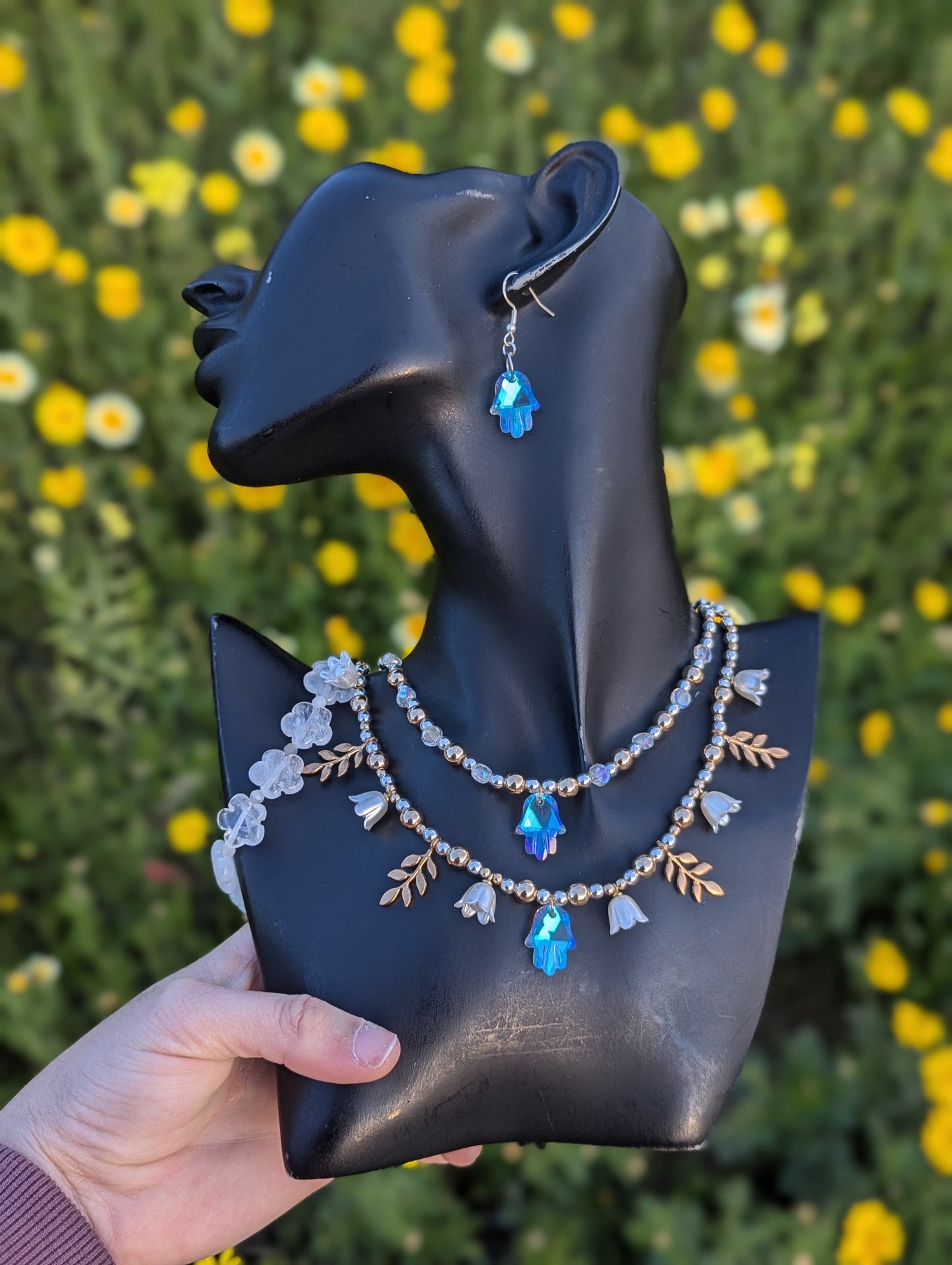Two Tone Hamsa White Flowers Set