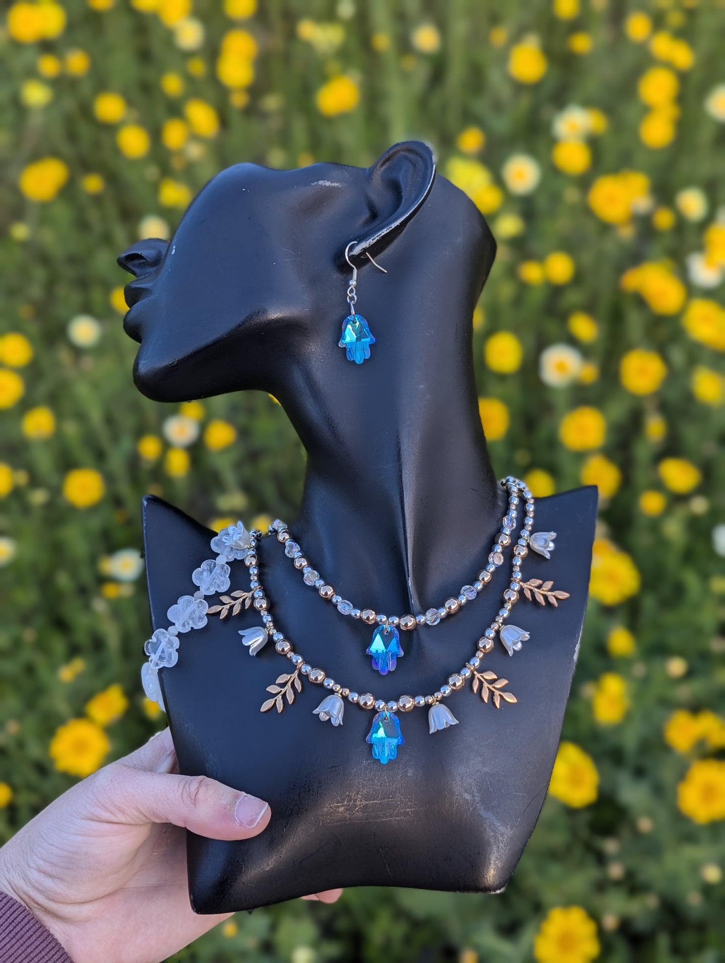 Two Tone Hamsa White Flowers Set