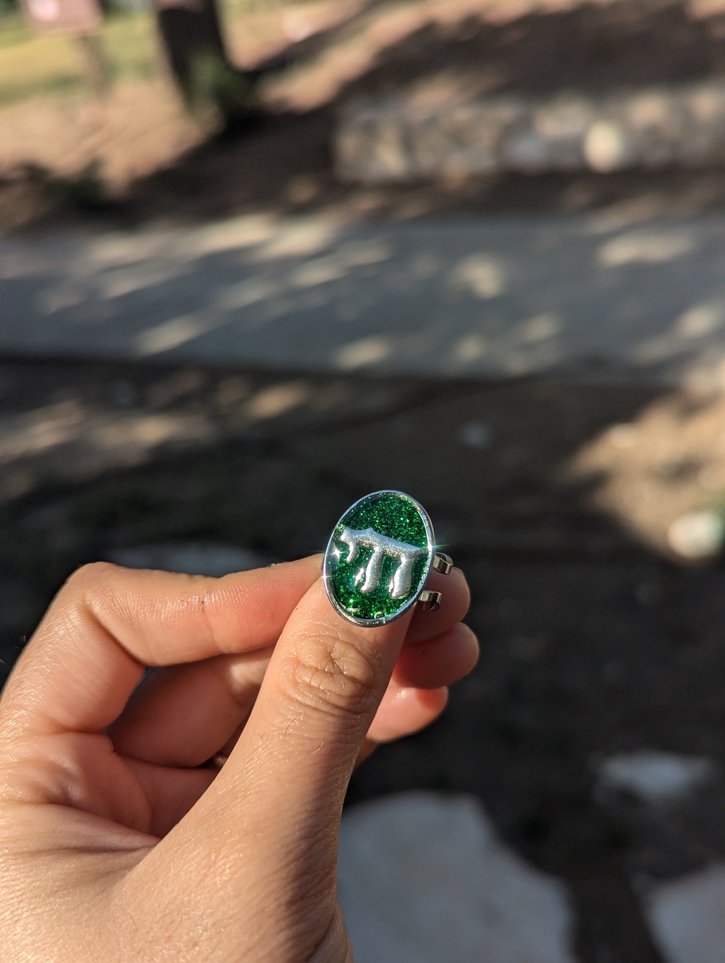 Green Shining Chai Silver Stainless Steel Resin Ring