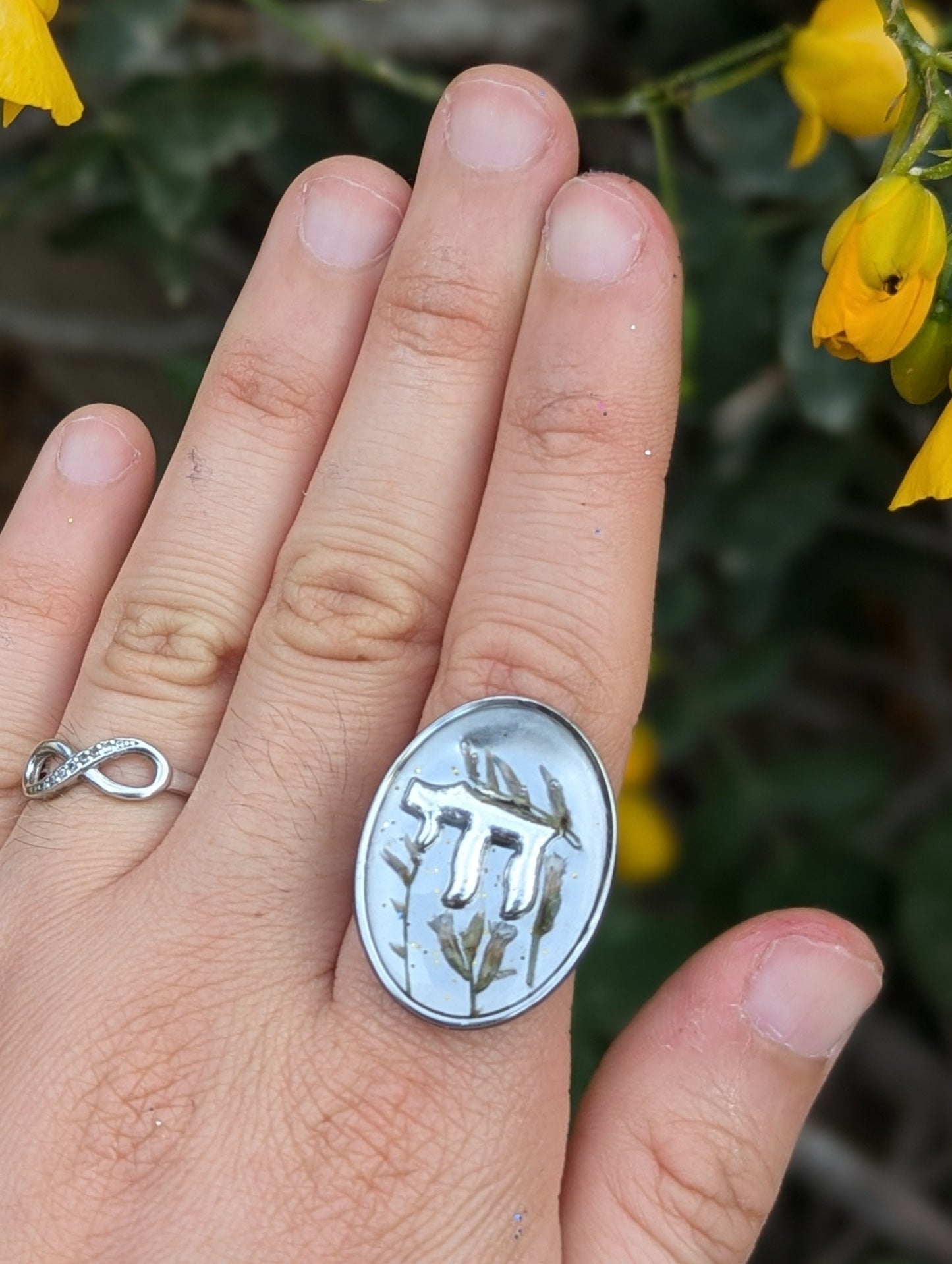 Chai Resin Ring with Tiny Israeli Flowers and Stainless Steel Adjustable Ring