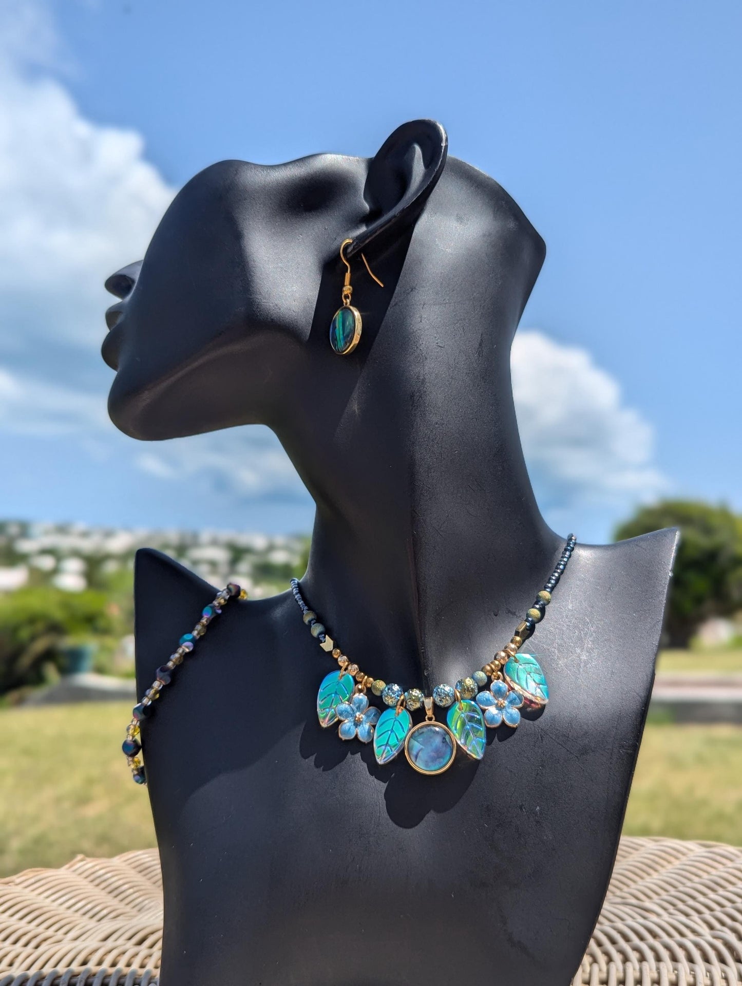 BERMUDA Tropical Hydrangea Abalone Set: with Abalone shell pendant, blue flower pendants and white golden glass leaf pendants