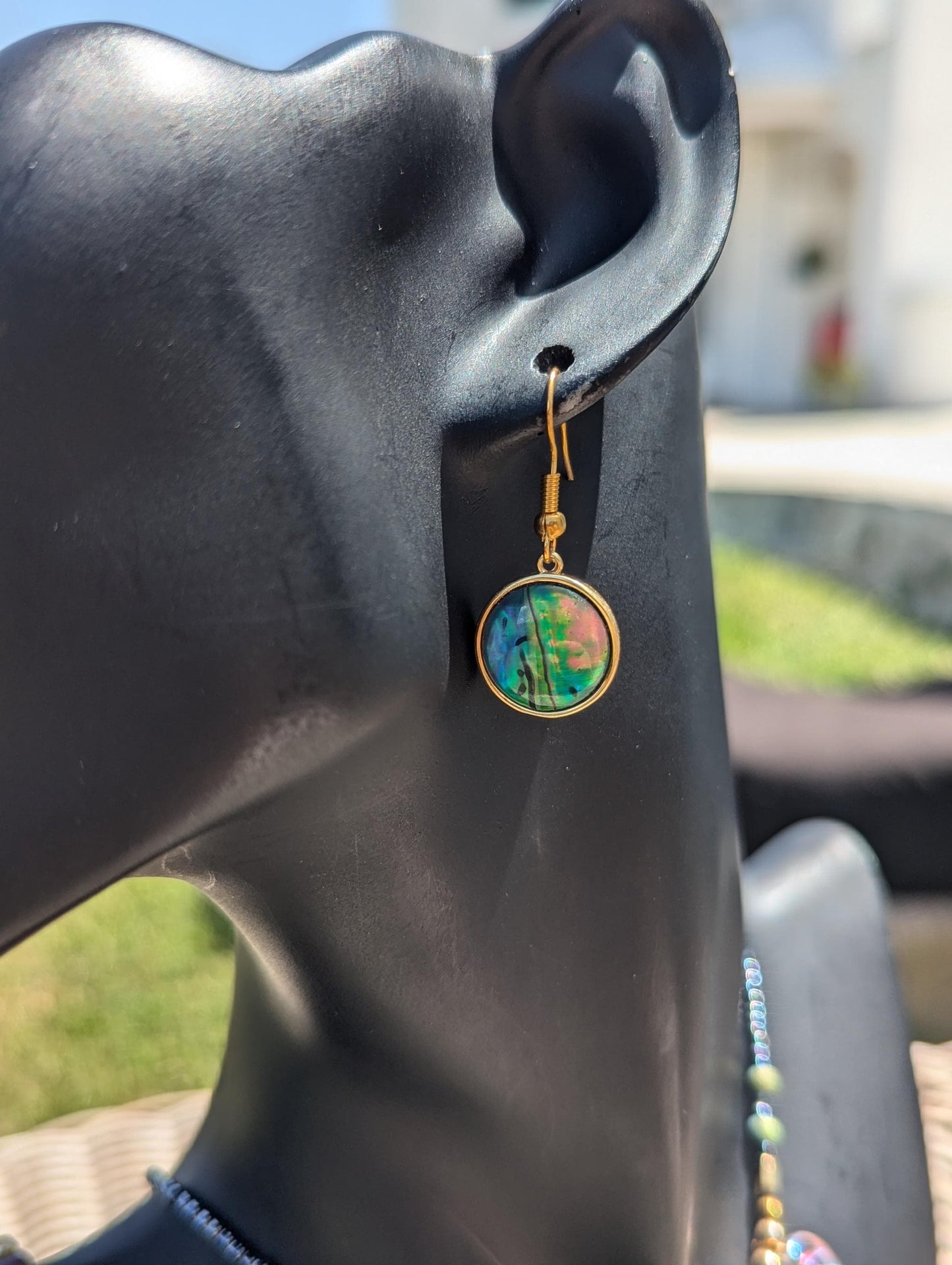 BERMUDA Tropical Hydrangea Abalone Set: with Abalone shell pendant, blue flower pendants and white golden glass leaf pendants