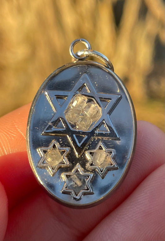 Four Magen David Labradorite Gemstones Pendant