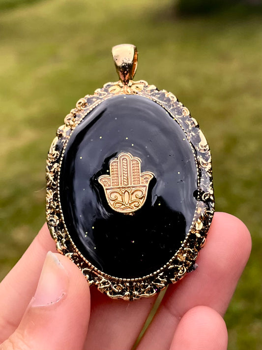 Black and Gold plated Hamsa Resin Pendant