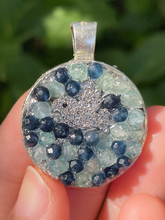 Peace Pigeon Kyanite Gemstones Round Pendant
