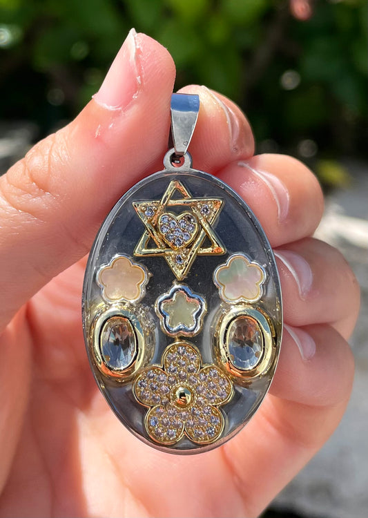 Two Tone Magen David and White Flowers Resin Pendant