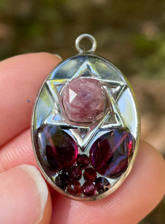 Garnet Gemstones Magen David Resin Silver Stainless Resin Pendant