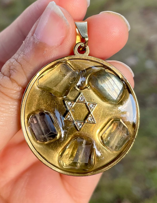 Kdosha: Labradorite, Green Amethyst Quartz and Fluorite Crystals, Round Gold Plated Zirconia Magen David Resin Pendant