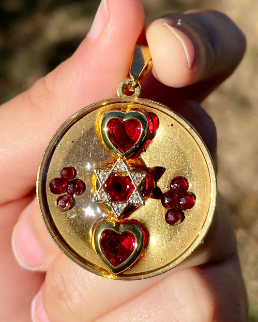 Triple Red Heart and Garnet Gemstones Magen David Round Pendant in Resin and Zirocnia