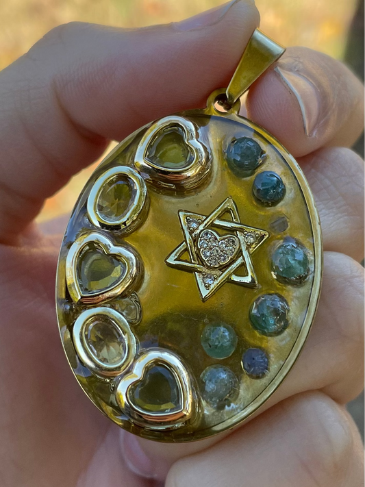 Zirconia Hearts and Magen David with Apatite Gemstones Resin Gold Plated Pendant
