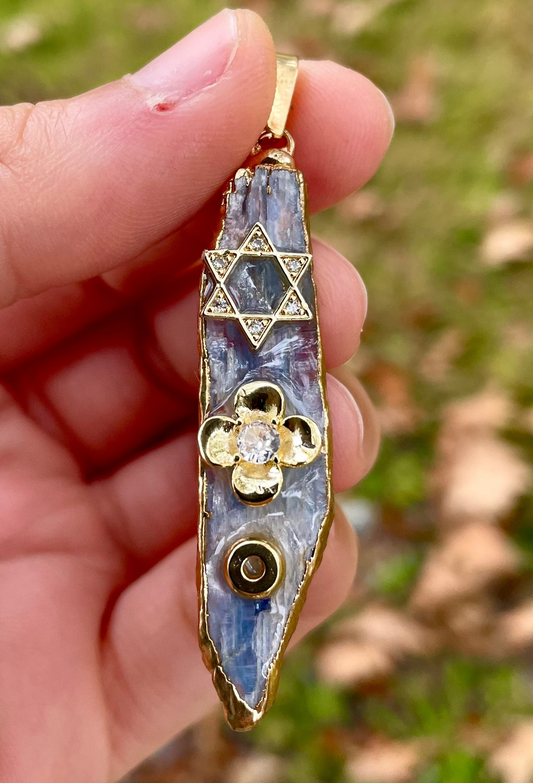Blue Calcite Pendant with Resined Gold Plated Magen David and Flower