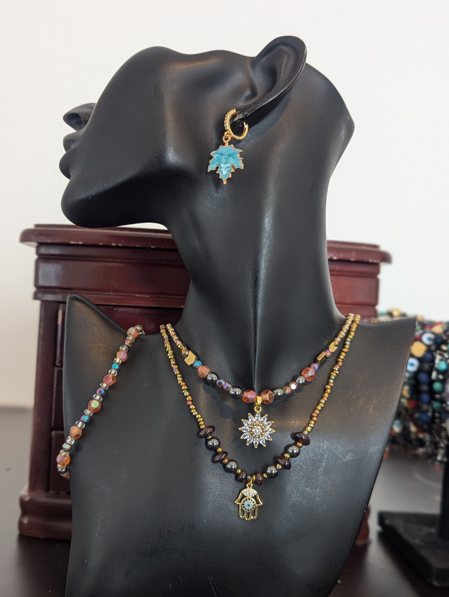 ISRAEL Hamsa & Daisy Layered Set