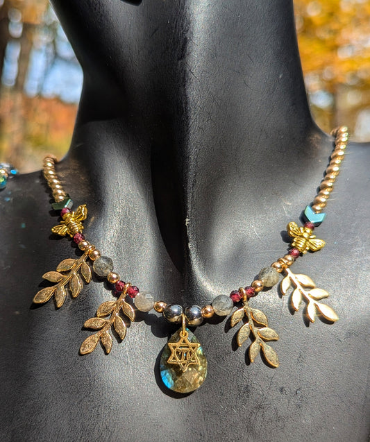 Chai, Labradorite and Bees Set