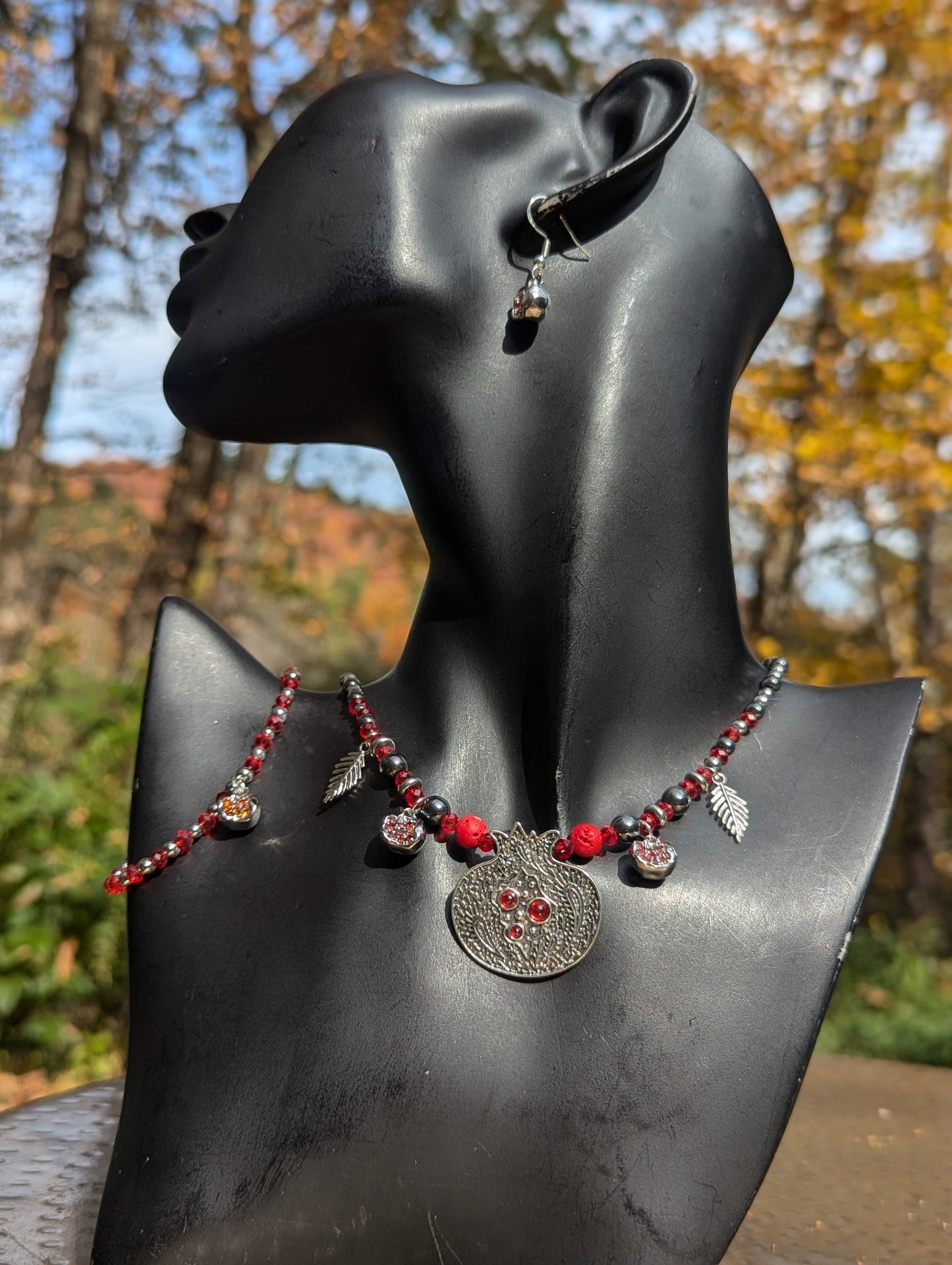 Silver Pomegranate Leafy Red Set