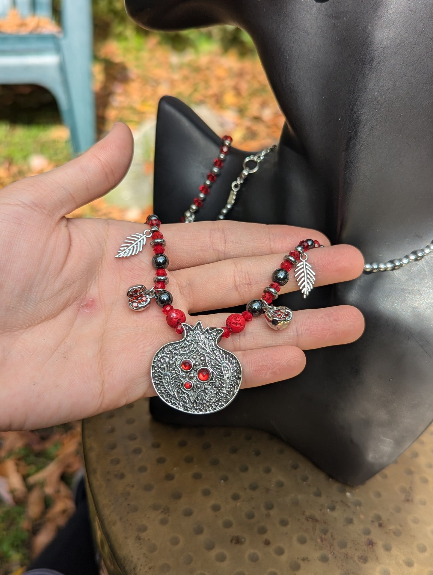 Silver Pomegranate Leafy Red Set