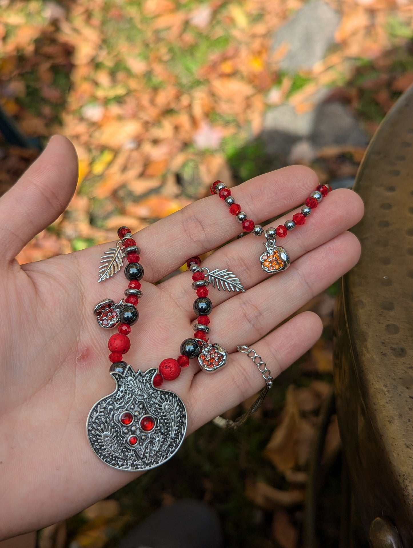 Silver Pomegranate Leafy Red Set