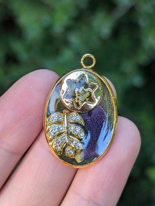Flora: Purple Israeli Flower, Zirconia Leaf and Round Magen David in Gold Plating and Resin