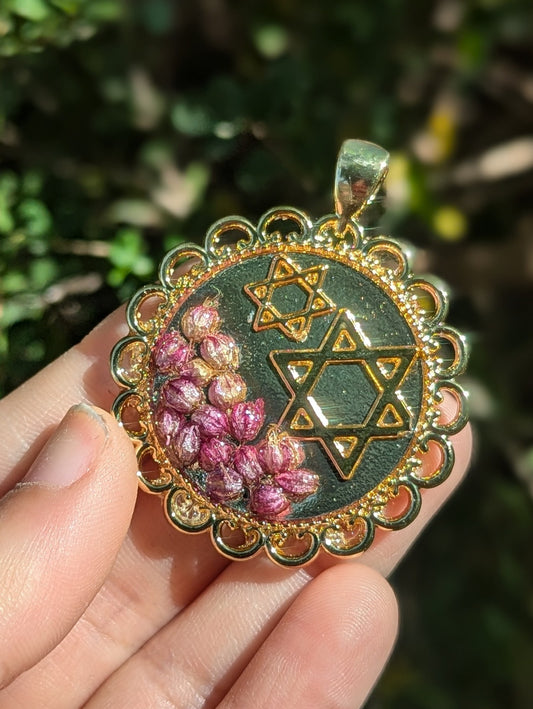 Rotem: Violet Purple Israeli Tiny Flowers and Double Gold Plated Magen David Resin Pendant