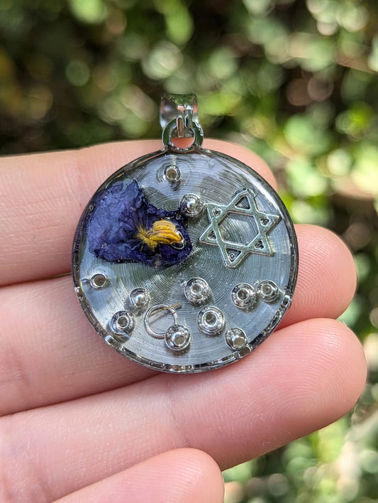 Jazz: Purple Flower, Sterling Silver Beads, Magen David in Round Resin Pendant