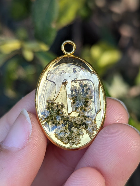 Adin (gentle): Gold Plated Chai and Tiny Israeli Green White Flowers