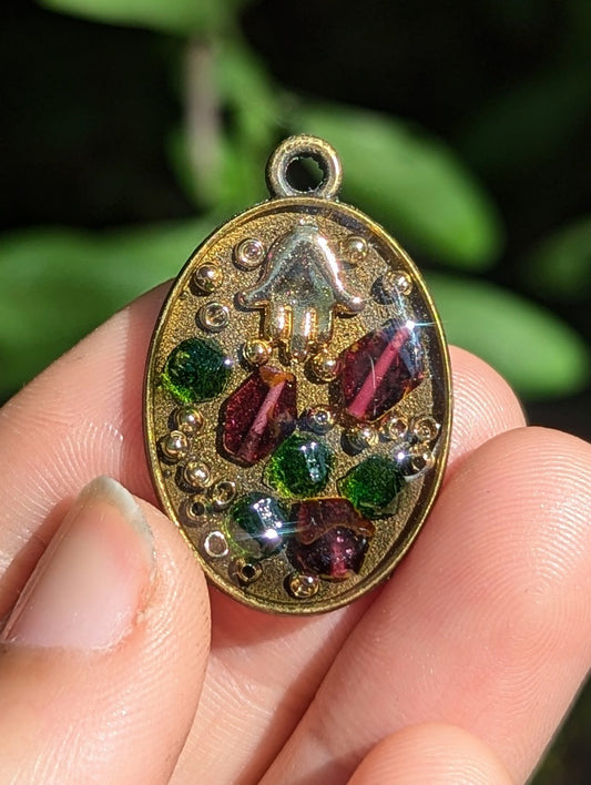 Nature Party: Gold Plated Hamsa, Green Swarovski Beads, Garnet Gemstones and Gold Plated Beads