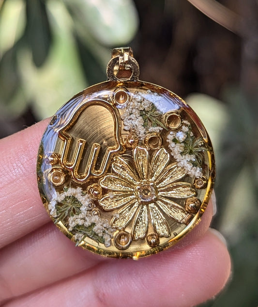 Hamsa and Israeli Flowers Resin Pendant