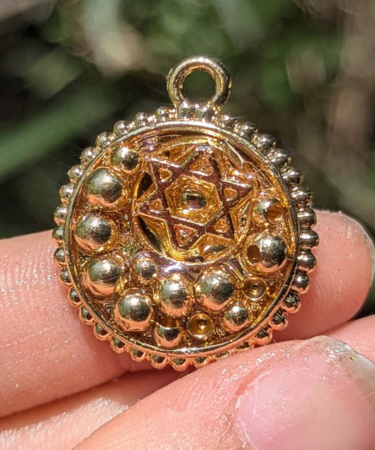 Danya: Gold Plated Bubbles Magen David Pendant in Resin