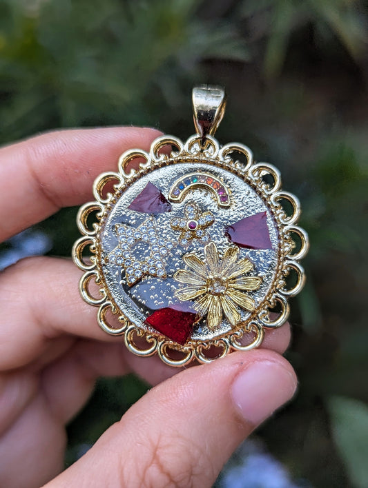 Jewish and Queer Pendant 2