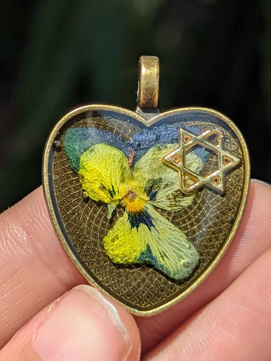 Tamara: Heart and Israeli Yellow Purple Flower with Magen David