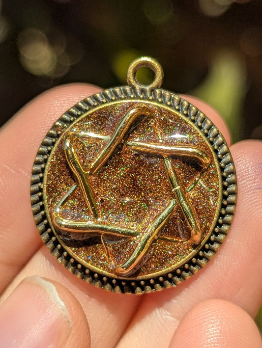 Gold Plated Soft Styled Magen David Round Brown Glitter Resin Pendant