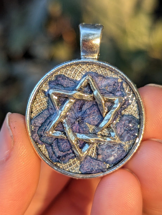 Niya: Blue Israeli Flower and Silver Magen David Round Resin Pendant