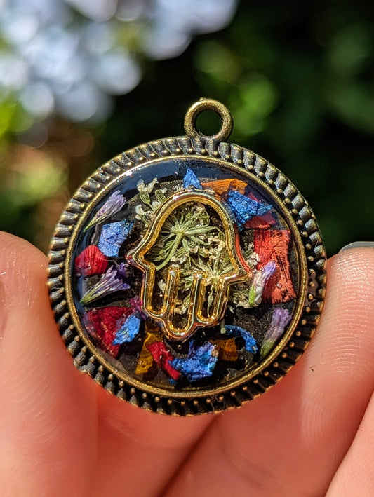 Tzeva (color): Round Hamsa Multicolorful Israeli Flowers Pendant
