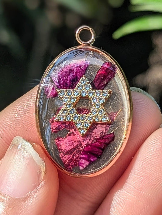 Rosa: Pink Purple Flower Leaves and Zirconia Gold Plated Magen David Oval Resin Pendant