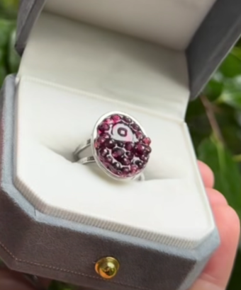 Many Garnets ADHD Ring