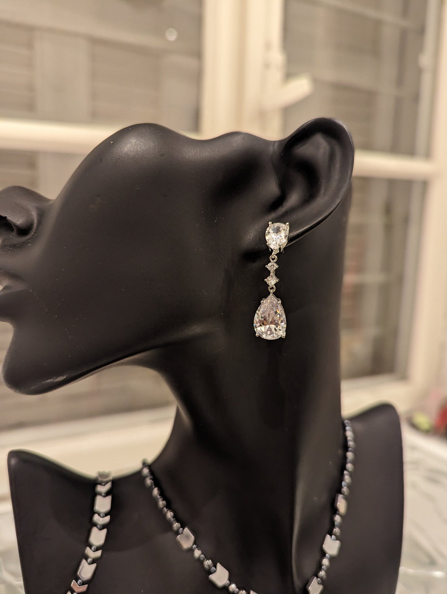 Zircon Set 6: Clear Crystal Drop Beaded Silver Arrows Necklace, Beaded Silver Arrows Bracelet and Zircon Drop Earrings